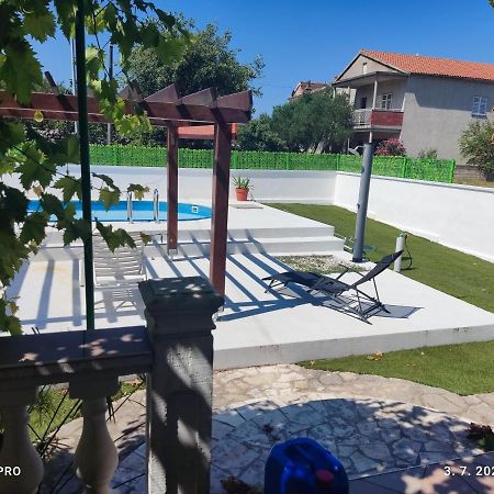 Apartmani Bruna Bilice Vrulje  ภายนอก รูปภาพ