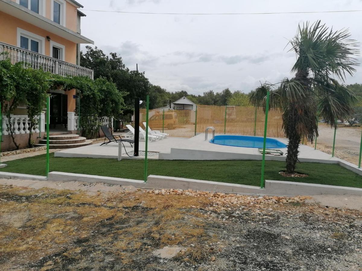 Apartmani Bruna Bilice Vrulje  ภายนอก รูปภาพ