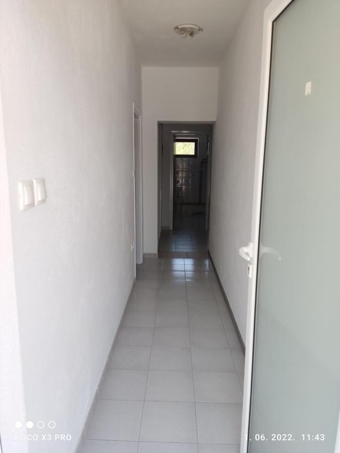 Apartmani Bruna Bilice Vrulje  ภายนอก รูปภาพ